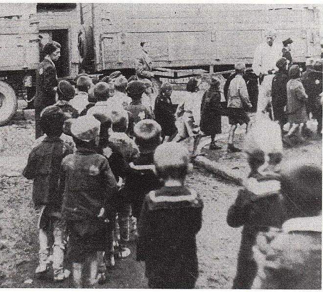Photograph of departing children