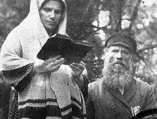 Zisle and Zeev Barbakov